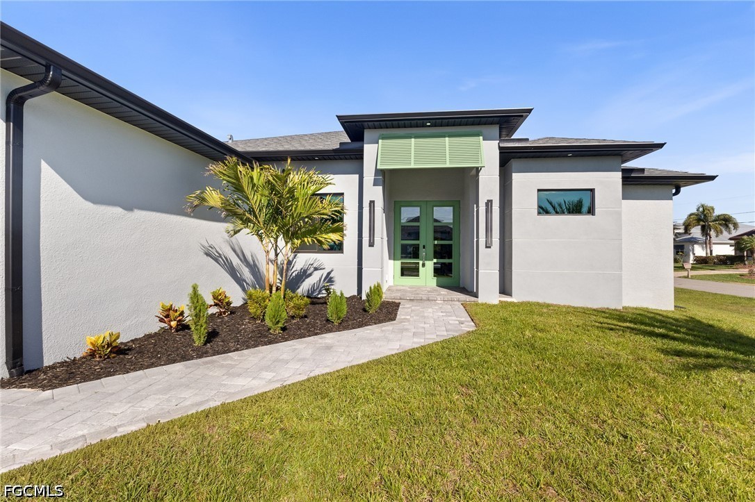 4 Bed Pool Home for Sale in Cape Coral, photo 2