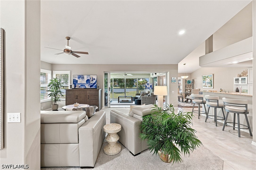2 Bed Condominium for Sale in Worthington, photo 2