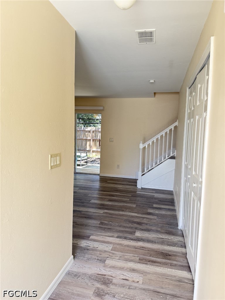 2 Bed Condominium for Sale in Cape Coral, photo 2