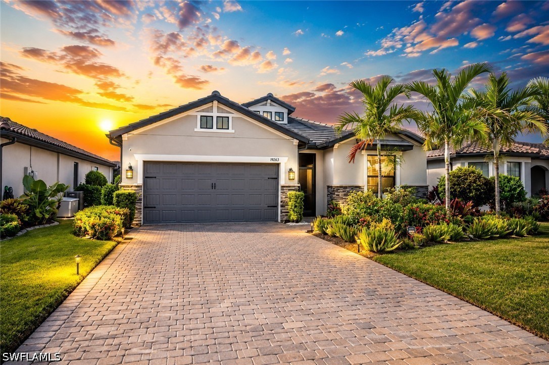 3 Bed Pool Home for Sale in Estero, photo 2