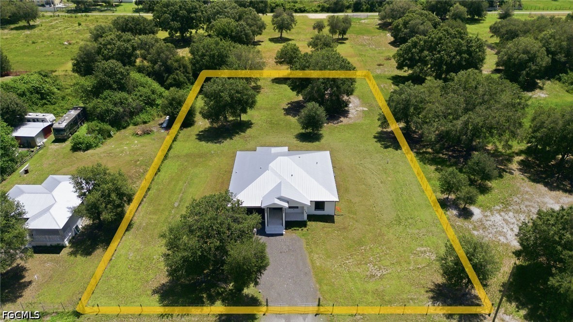 4 Bed SingleFamilyResidence for Sale in Clewiston, photo 2