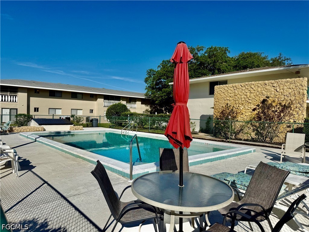 2 Bed Condominium for Sale in Fairways Condo, photo 2