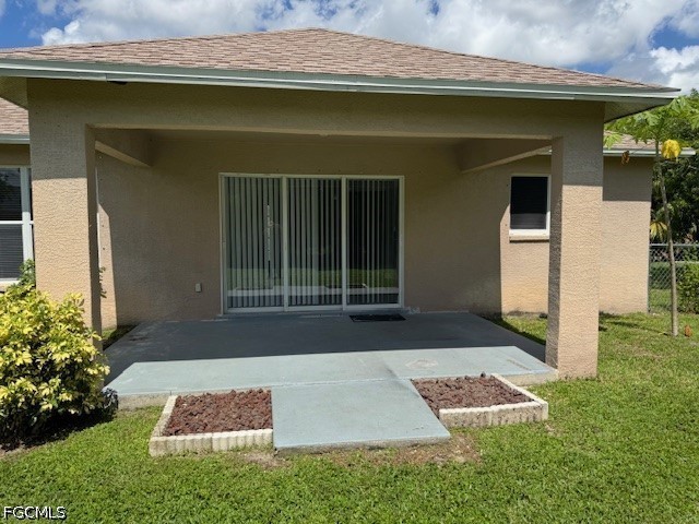 3 Bed SingleFamilyResidence for Sale in Cape Coral, photo 2
