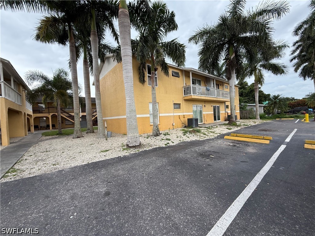 2 Bed Condominium for Sale in Lora Lane I Condo, photo 2