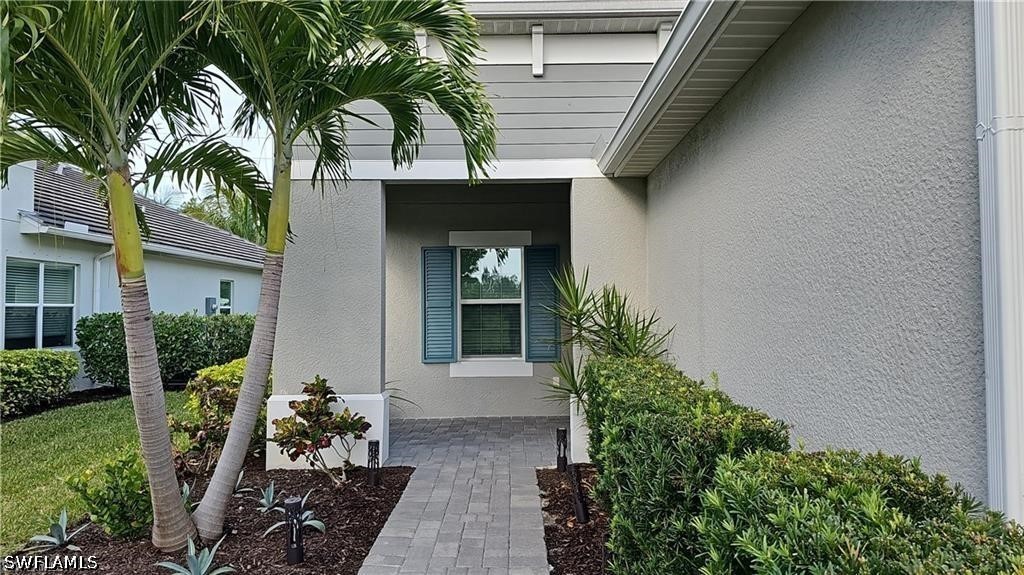 3 Bed Attached for Sale in Naples, photo 2