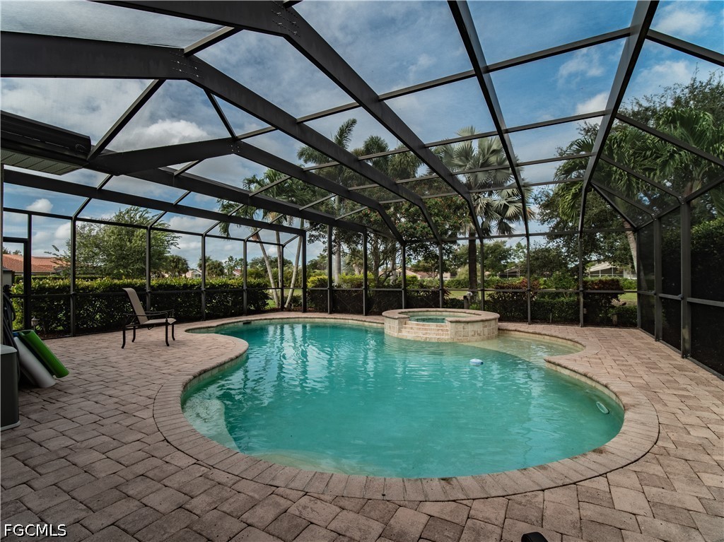 3 Bed Pool Home for Sale in Rookery Pointe, photo 2