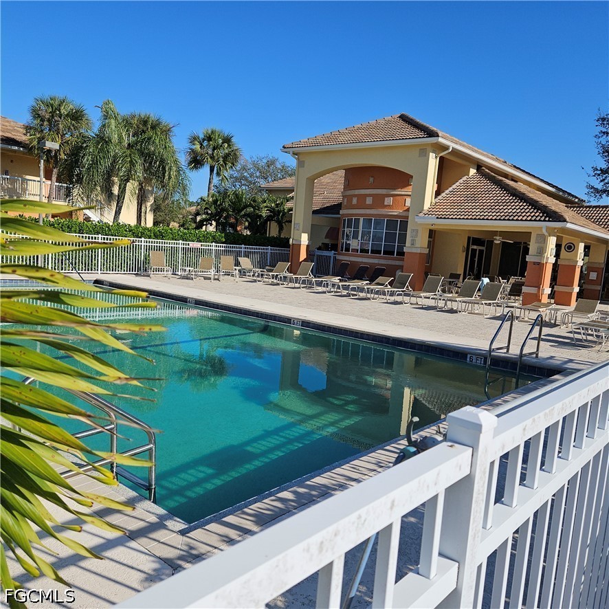 1 Bed Condominium for Sale in Tuscany Gardens, photo 2