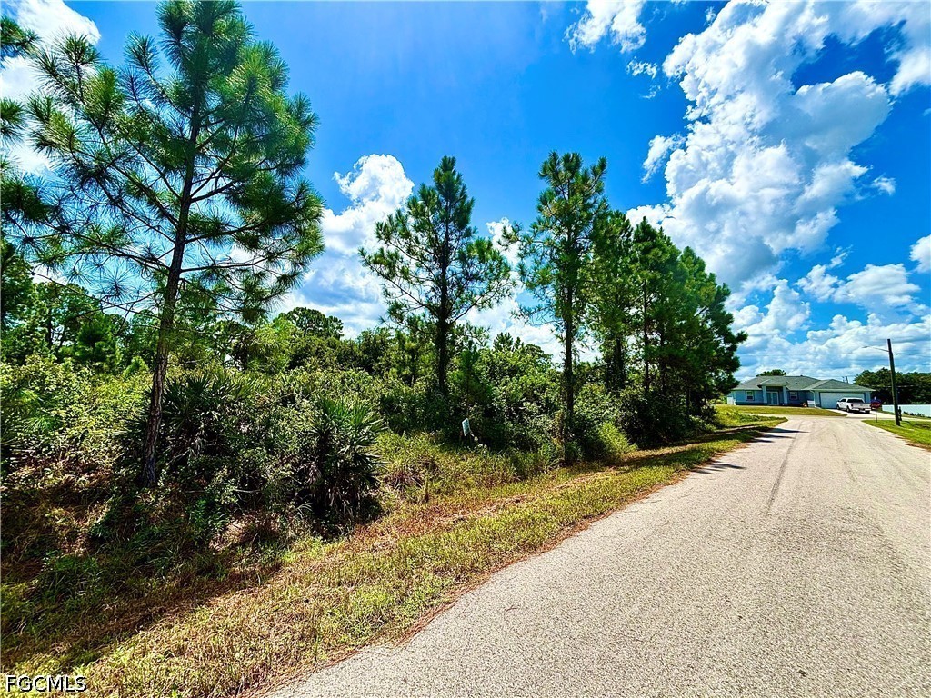 Residential for Sale in Lehigh Acres, photo 2