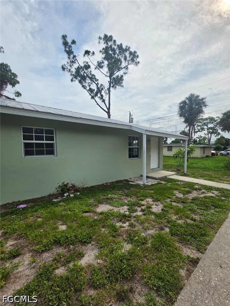 2 Bed SingleFamilyResidence for Sale in Pine Manor, photo 2