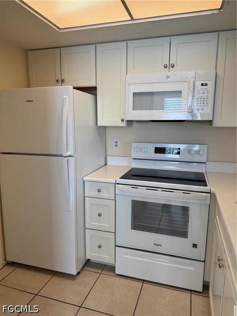2 Bed Townhouse for Sale in Provincetown, photo 2