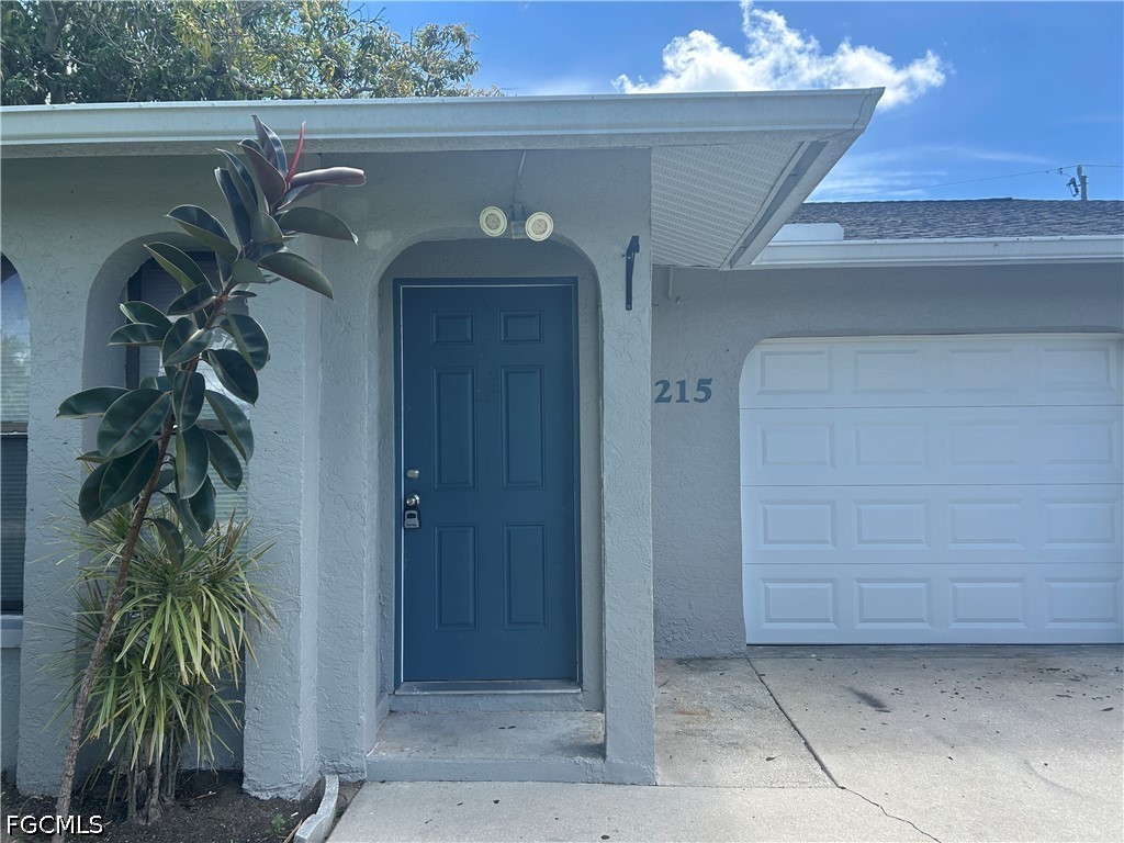 3 Bed Duplex for Sale in Cape Coral, photo 2