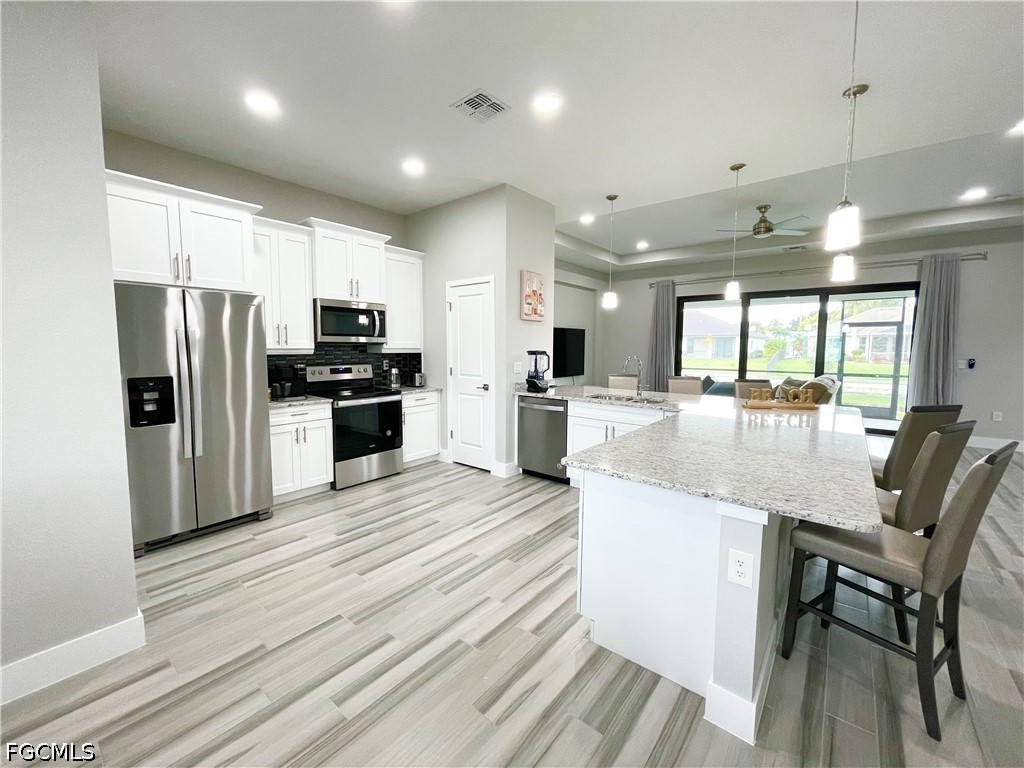 4 Bed Waterfront Home for Sale in Cape Coral, photo 2