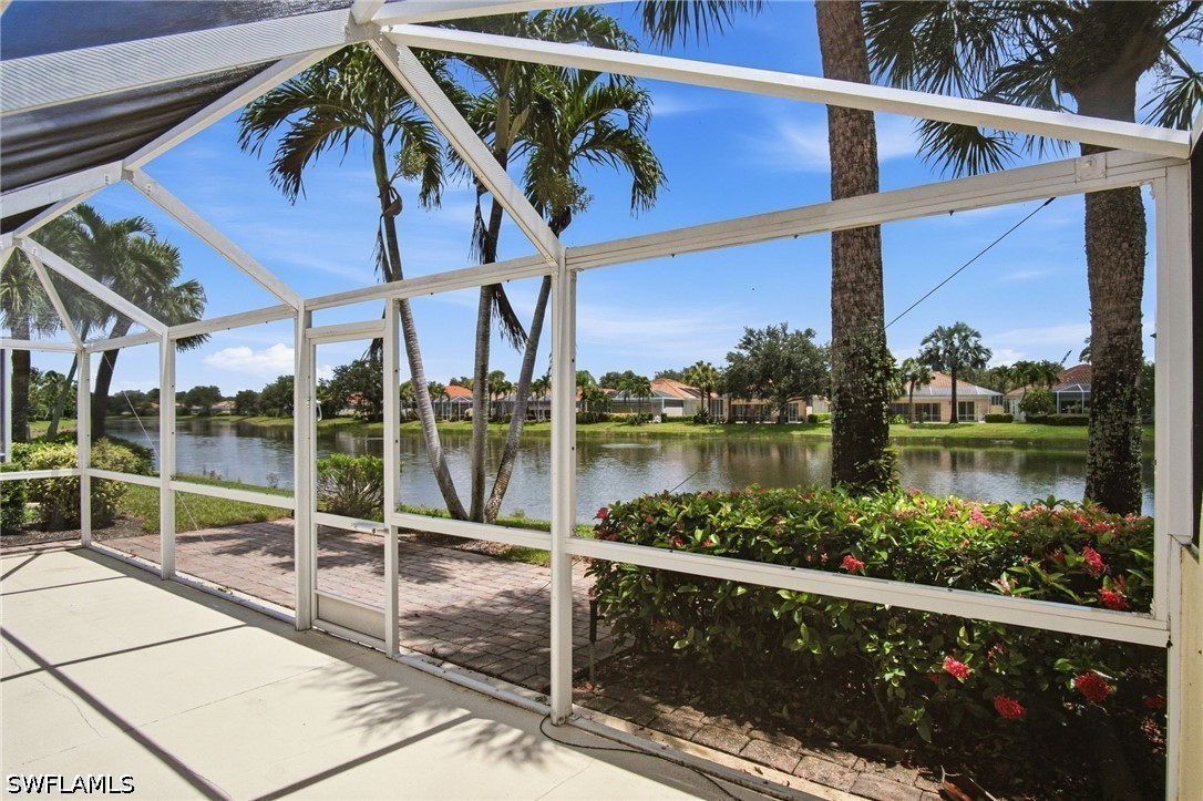 2 Bed Waterfront Home for Sale in Island Walk, photo 2
