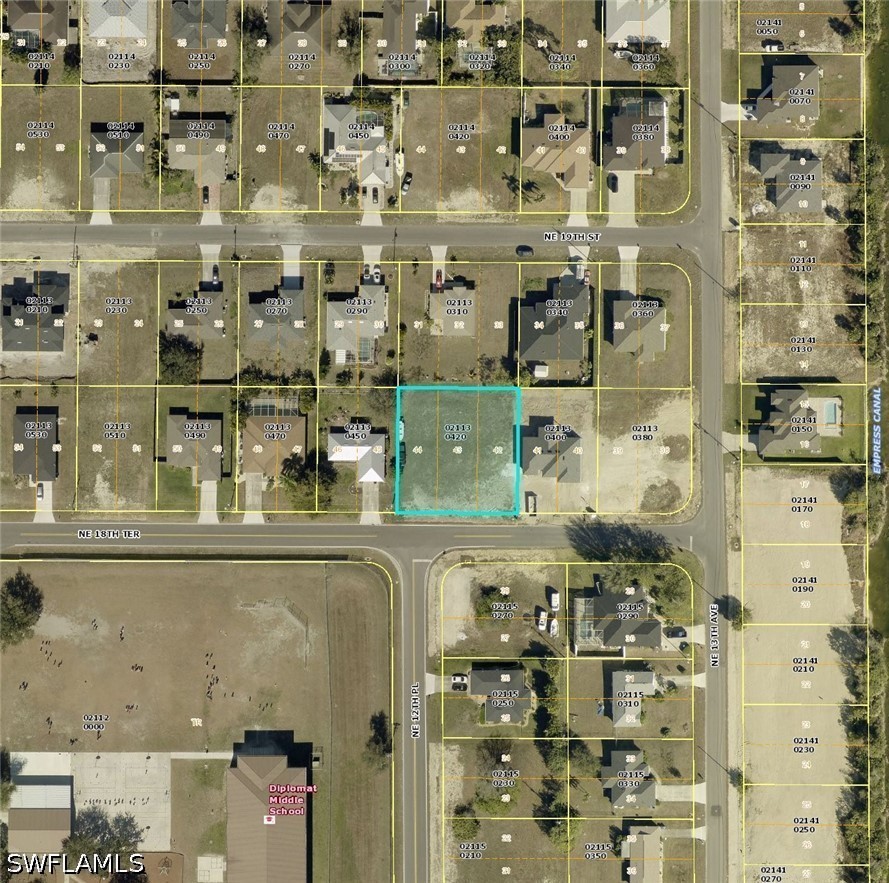 Residential for Sale in Cape Coral, photo 2