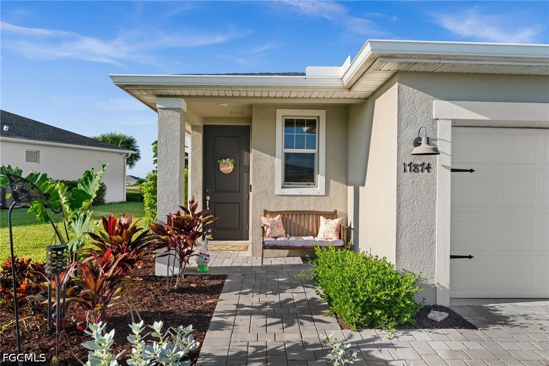3 Bed SingleFamilyResidence for Sale in Crescent Grove, photo 2