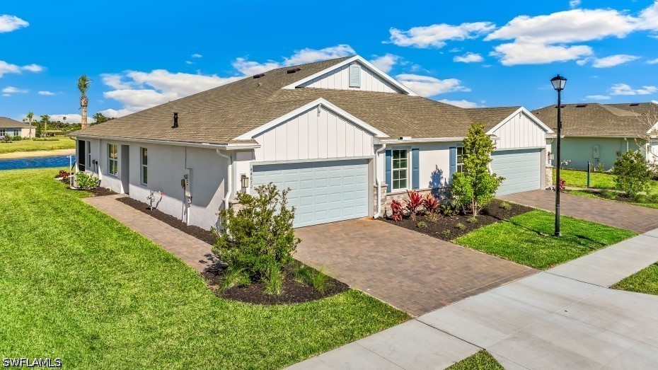 3 Bed Waterfront Home for Sale in Punta Gorda, photo 2
