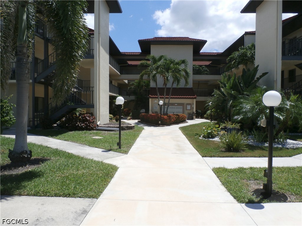 2 Bed Condominium for Sale in Terrace, photo 2