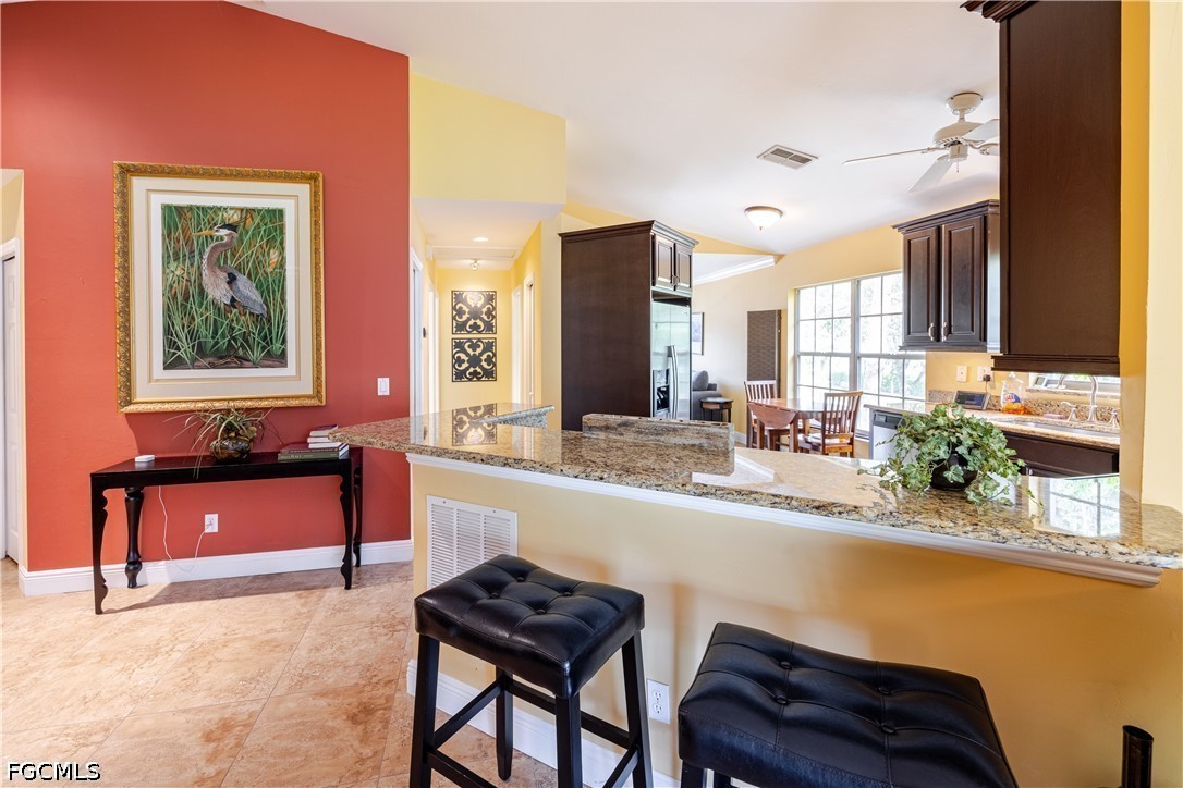 2 Bed Condominium for Sale in Naples, photo 2