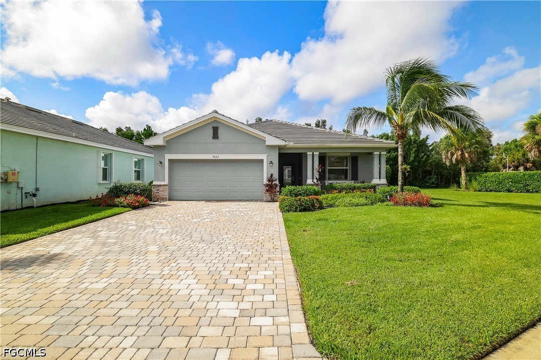 3 Bed Pool Home for Sale in Mirada, photo 2