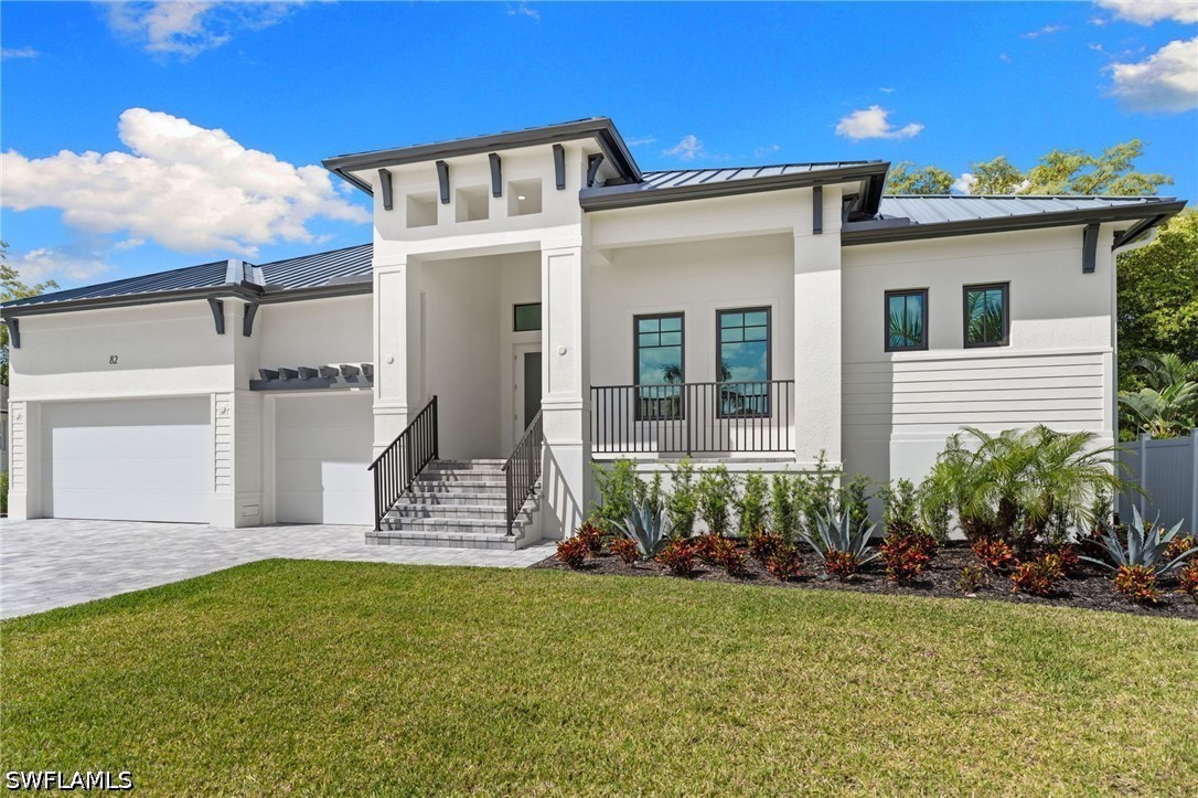 4 Bed Pool Home for Sale in Marco Island, photo 2