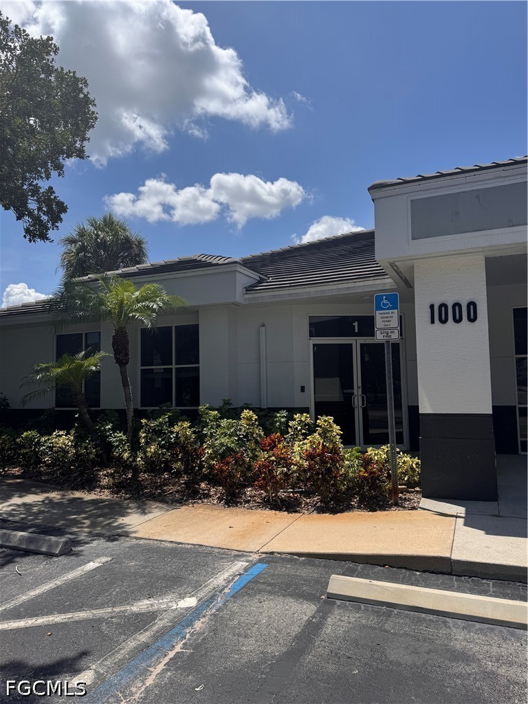 Office for Sale in Fort Myers, photo 2