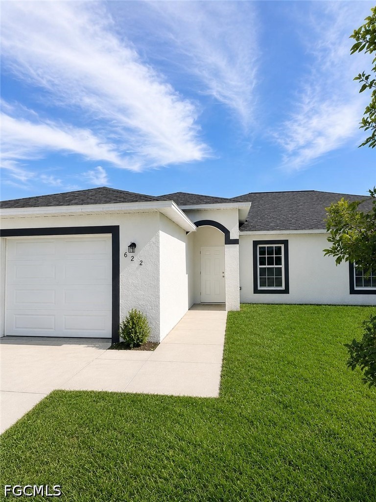 3 Bed Duplex for Sale in Cape Coral, photo 2