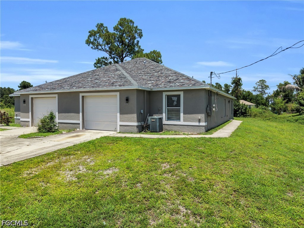 6 Bed Duplex for Sale in Lehigh Acres, photo 2