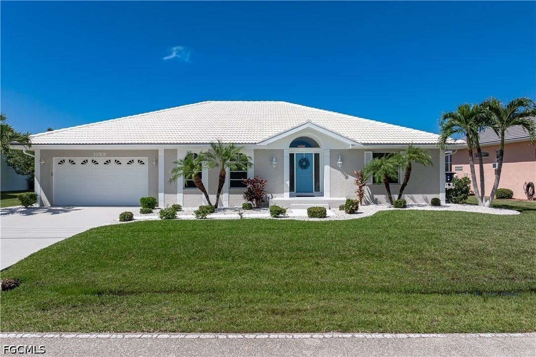 3 Bed Pool Home for Sale in Punta Gorda Isles, photo 2