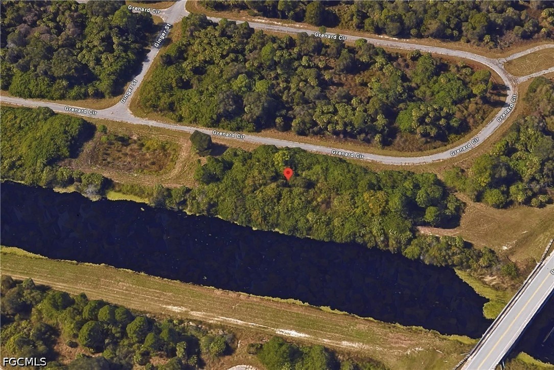 Waterfront Home for Sale in North Port, photo 2