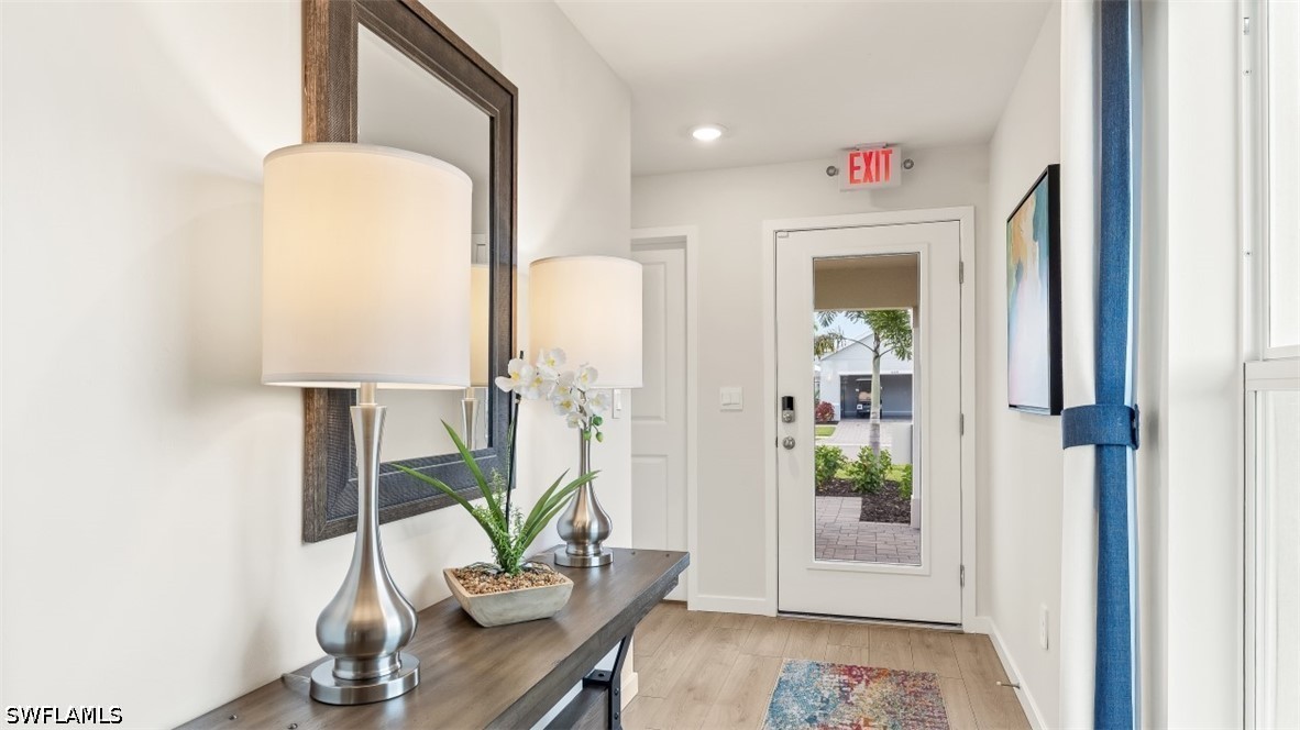 3 Bed SingleFamilyResidence for Sale in Bentley Crossing, photo 2