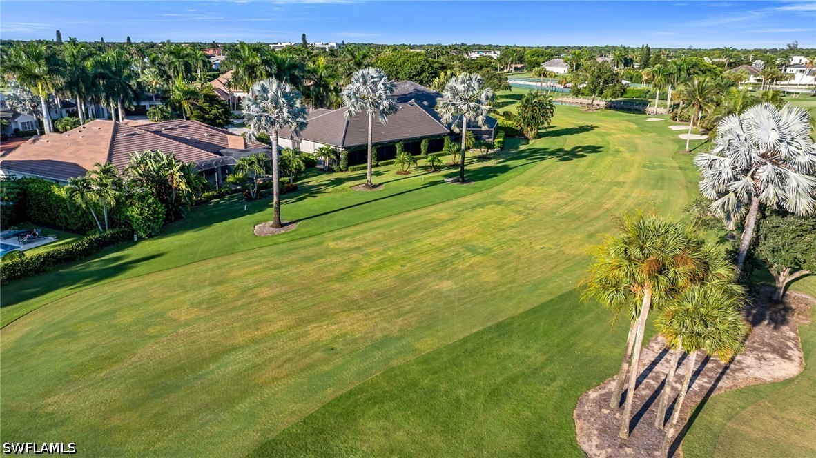 4 Bed Pool Home for Sale in Moorings, photo 2