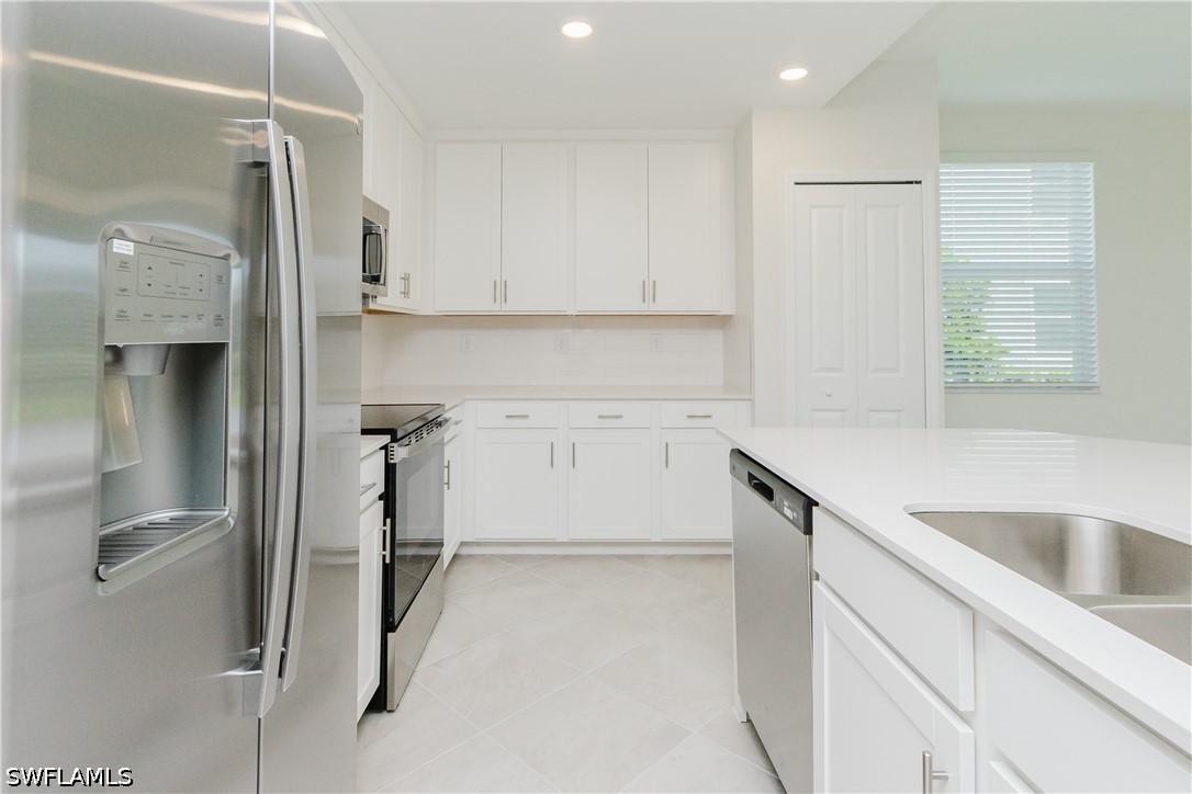 3 Bed Condominium for Sale in Ibis Landing, photo 2
