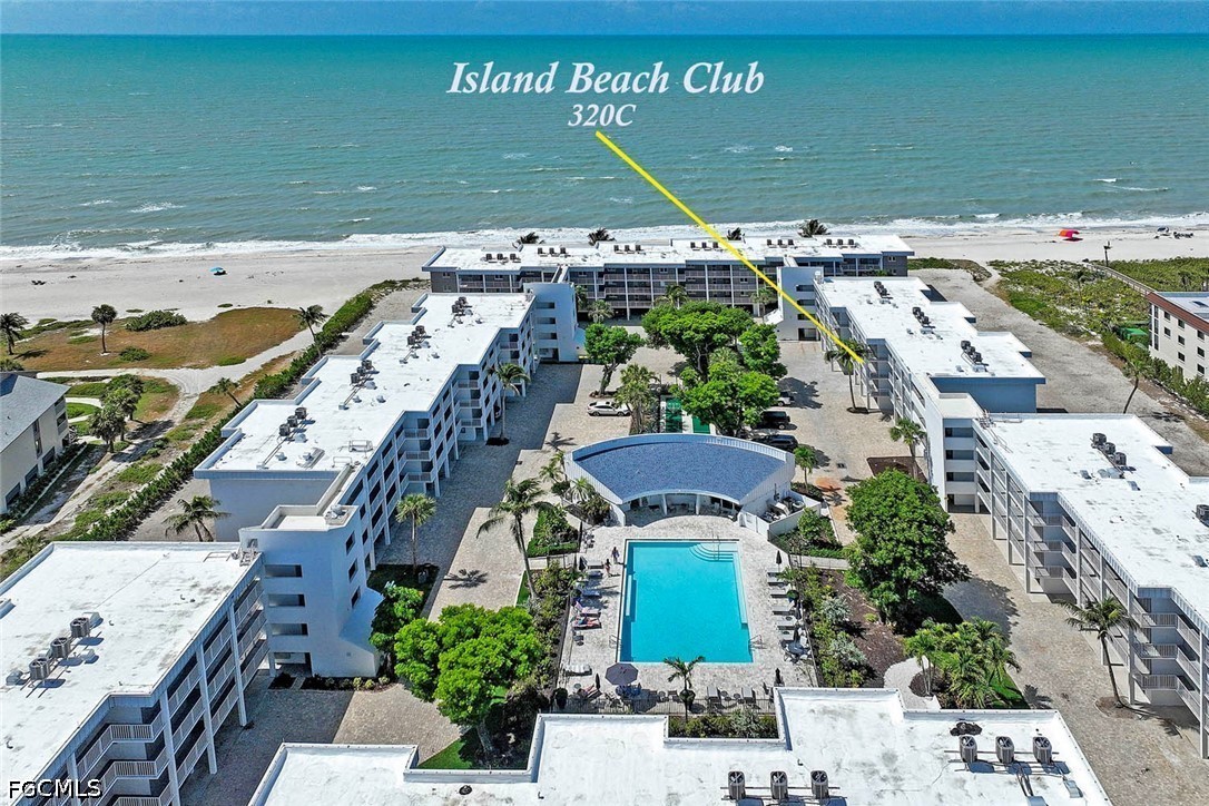 2 Bed Waterfront Home for Sale in Sanibel, photo 2