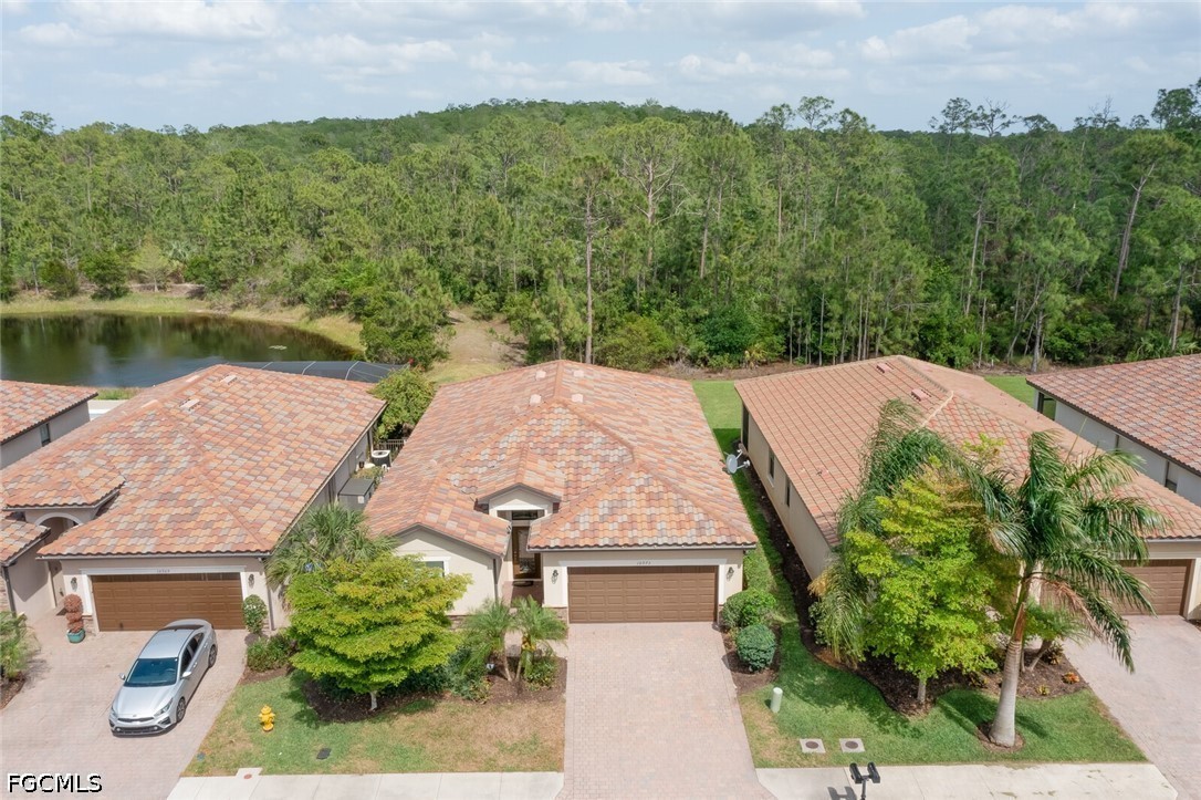 4 Bed SingleFamilyResidence for Sale in Reflection Isles, photo 2