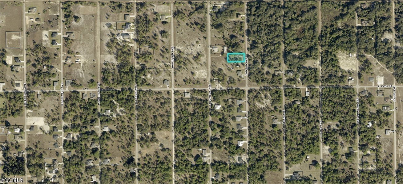 Residential for Sale in Lehigh Acres, photo 2
