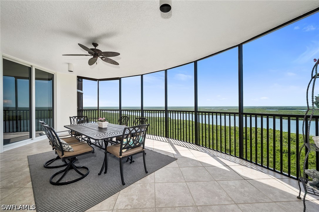 3 Bed Waterfront Home for Sale in Lesina, photo 2