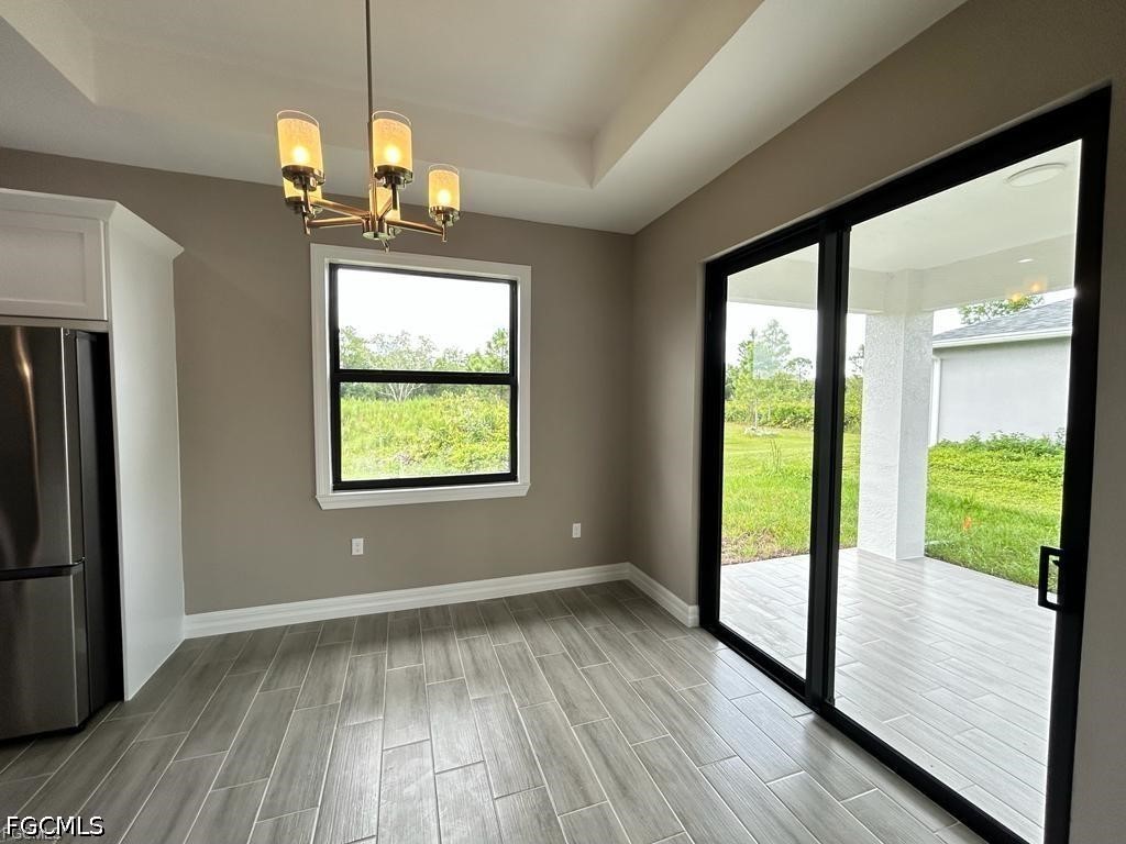 3 Bed SingleFamilyResidence for Sale in Naples, photo 2