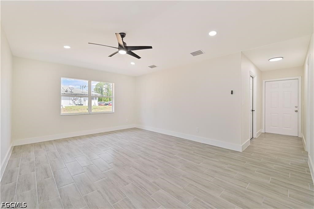 3 Bed Duplex for Sale in Lehigh Acres, photo 2