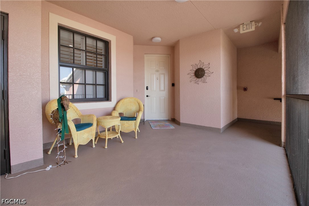 3 Bed Pool Home for Sale in Esplanade, photo 2
