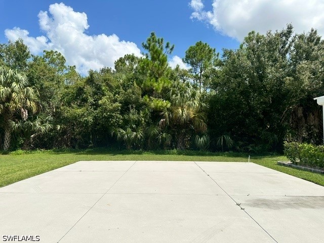 Residential for Sale in Silver Lakes, photo 2