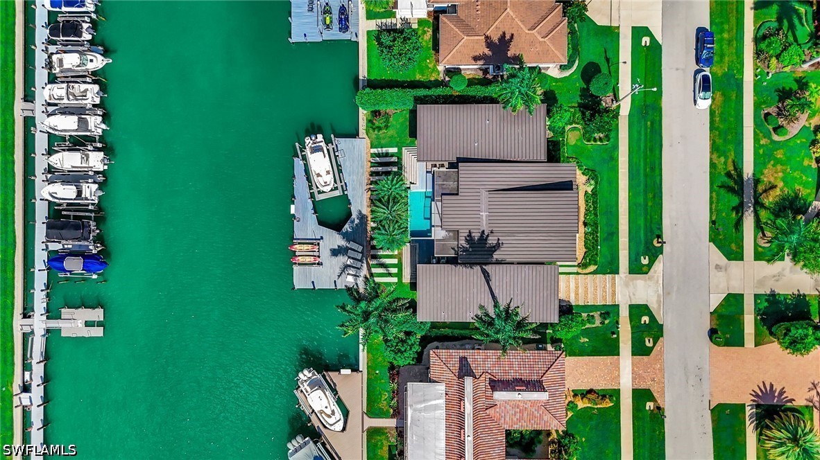 3 Bed Pool Home for Sale in Marco Beach, photo 2