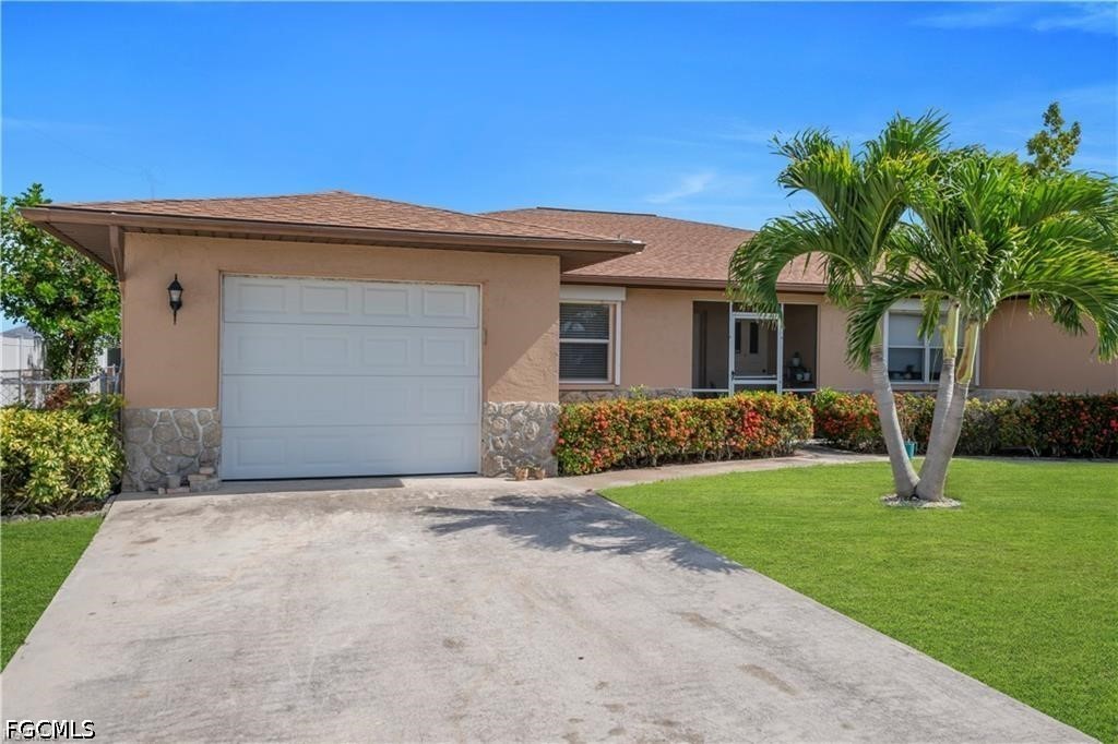 2 Bed Duplex for Sale in Cape Coral, photo 2