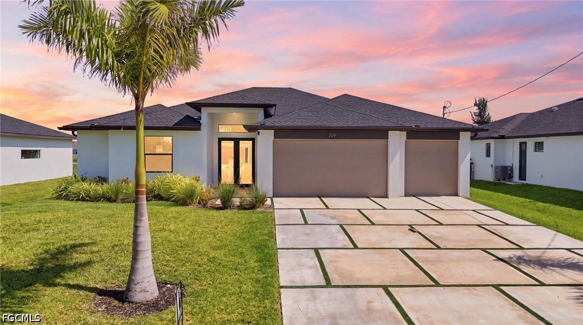 3 Bed SingleFamilyResidence for Sale in Cape Coral, photo 2