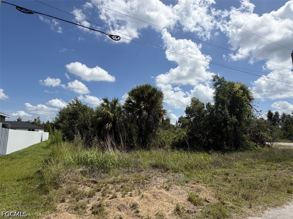 Residential for Sale in Lehigh Acres, photo 2