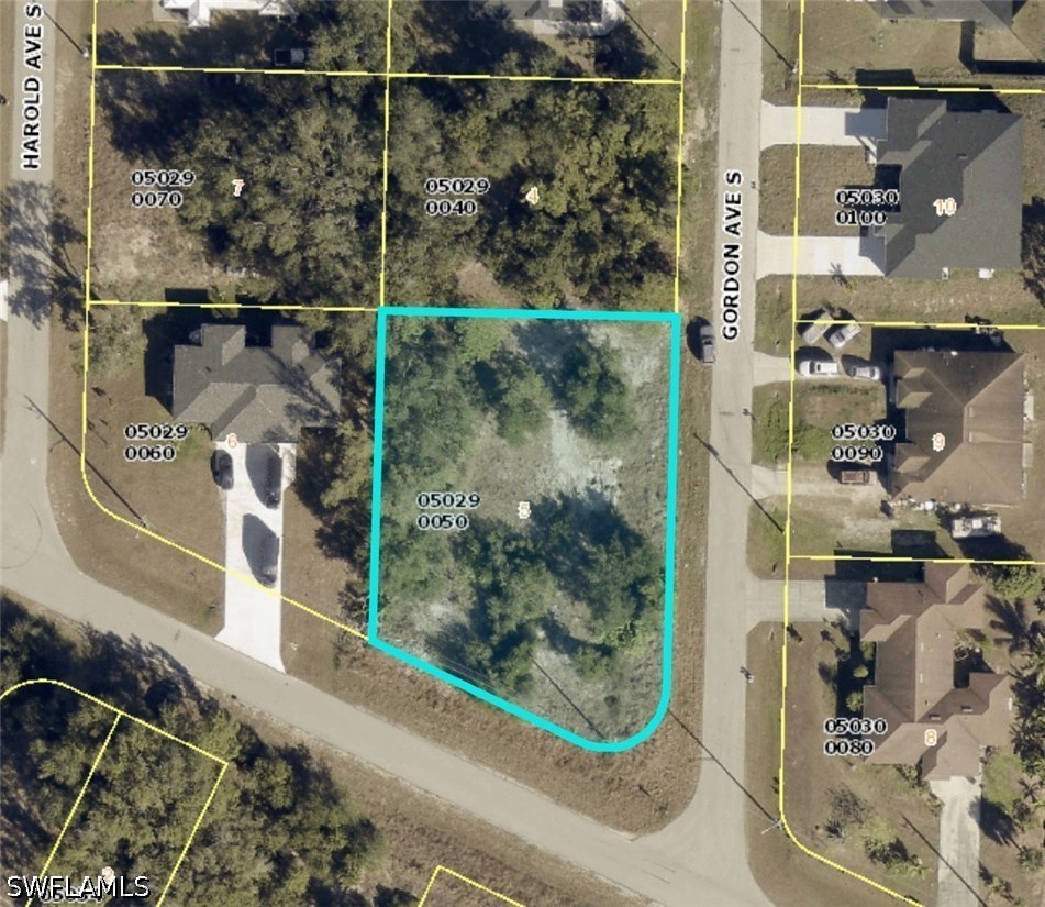 Residential for Sale in Lehigh Acres, photo 2