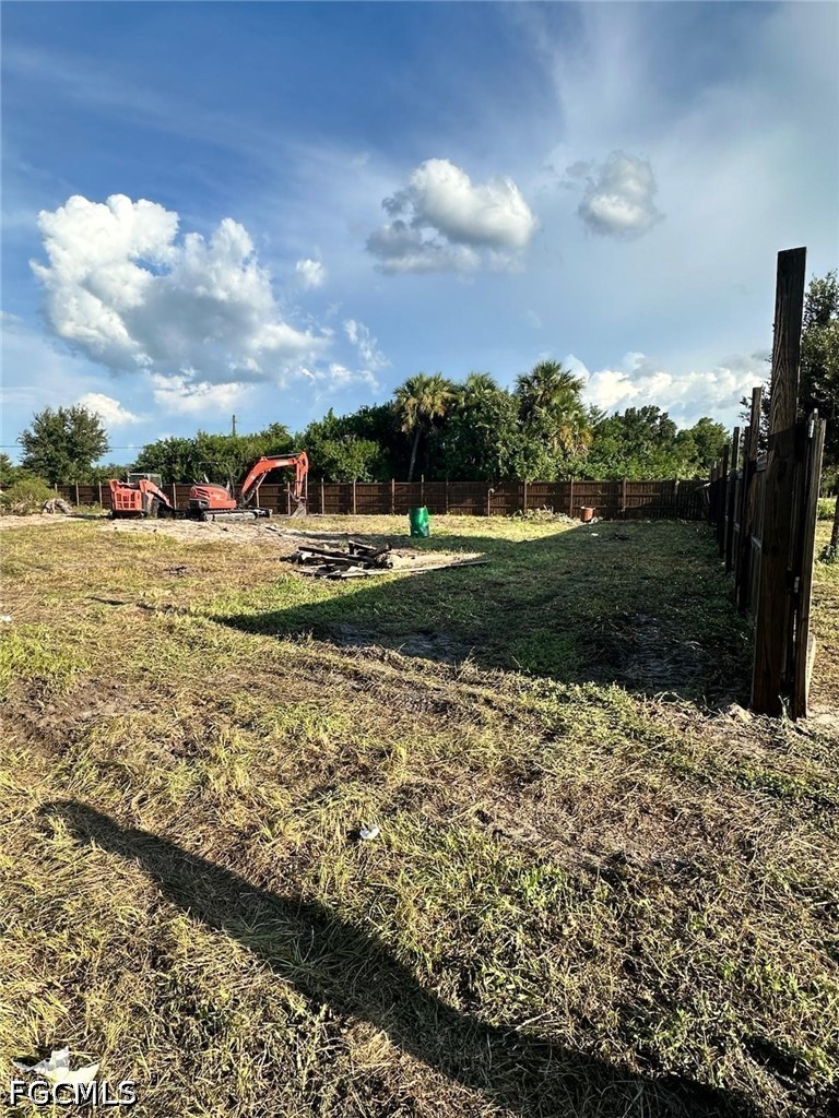 Residential for Sale in Lehigh Acres, photo 2