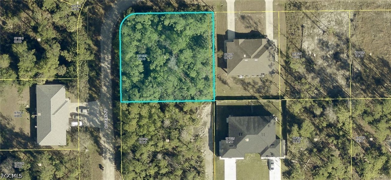 Residential for Sale in Lehigh Acres, photo 2
