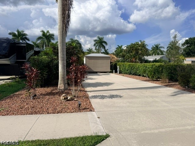 Residential for Sale in Fort Myers, photo 2