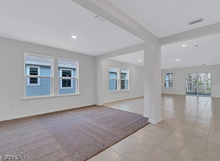 3 Bed SingleFamilyResidence for Sale in 6 Fairway Condo, photo 2