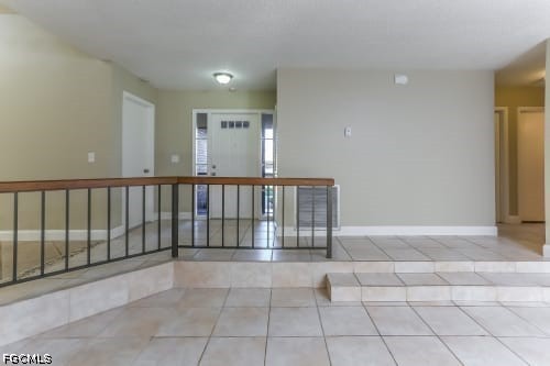 3 Bed SingleFamilyResidence for Sale in Deerfield Beach, photo 2